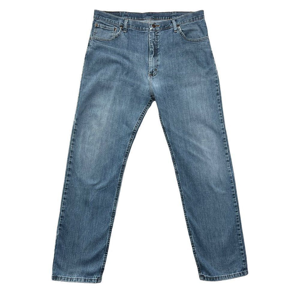 Wrangler Jeans Men's Size 38 Light Wash Regular Fit Denim‎ Jeans